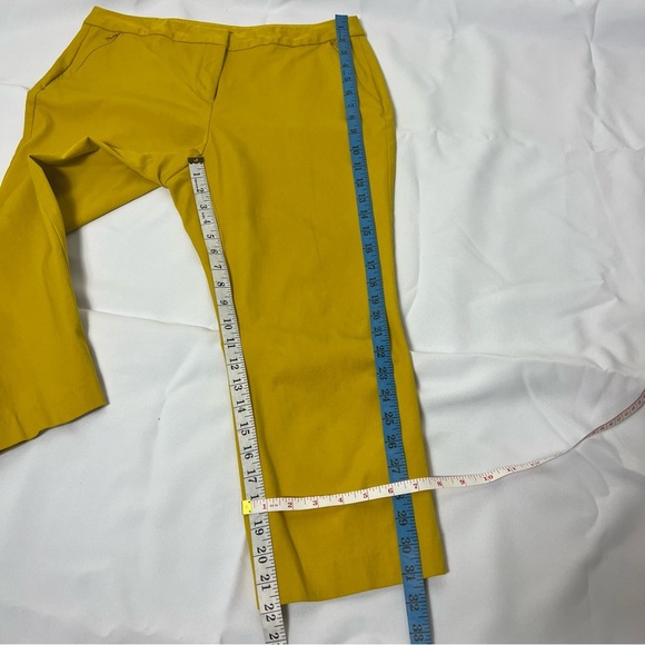 Alfani Yellow Gold Capri Pants Size 10 - Picture 15 of 17